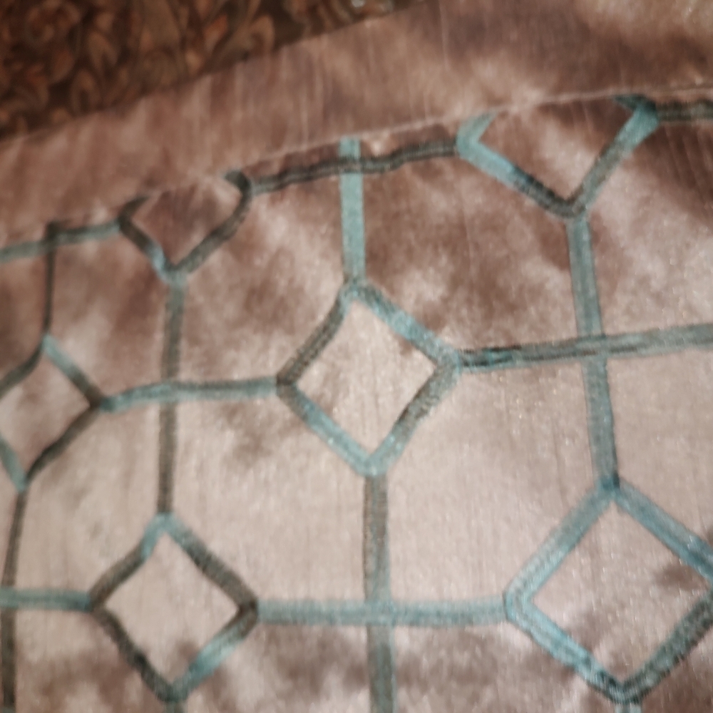 Table Runner (72) inches